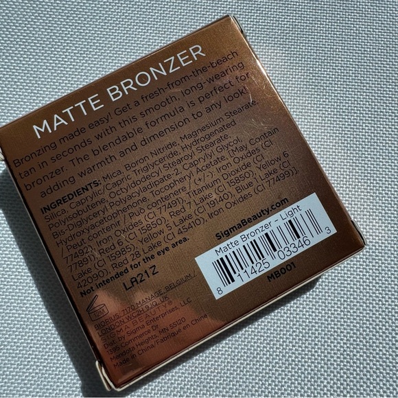 NWT Sigma Beauty Matte Bronzer - Light - Picture 3 of 3